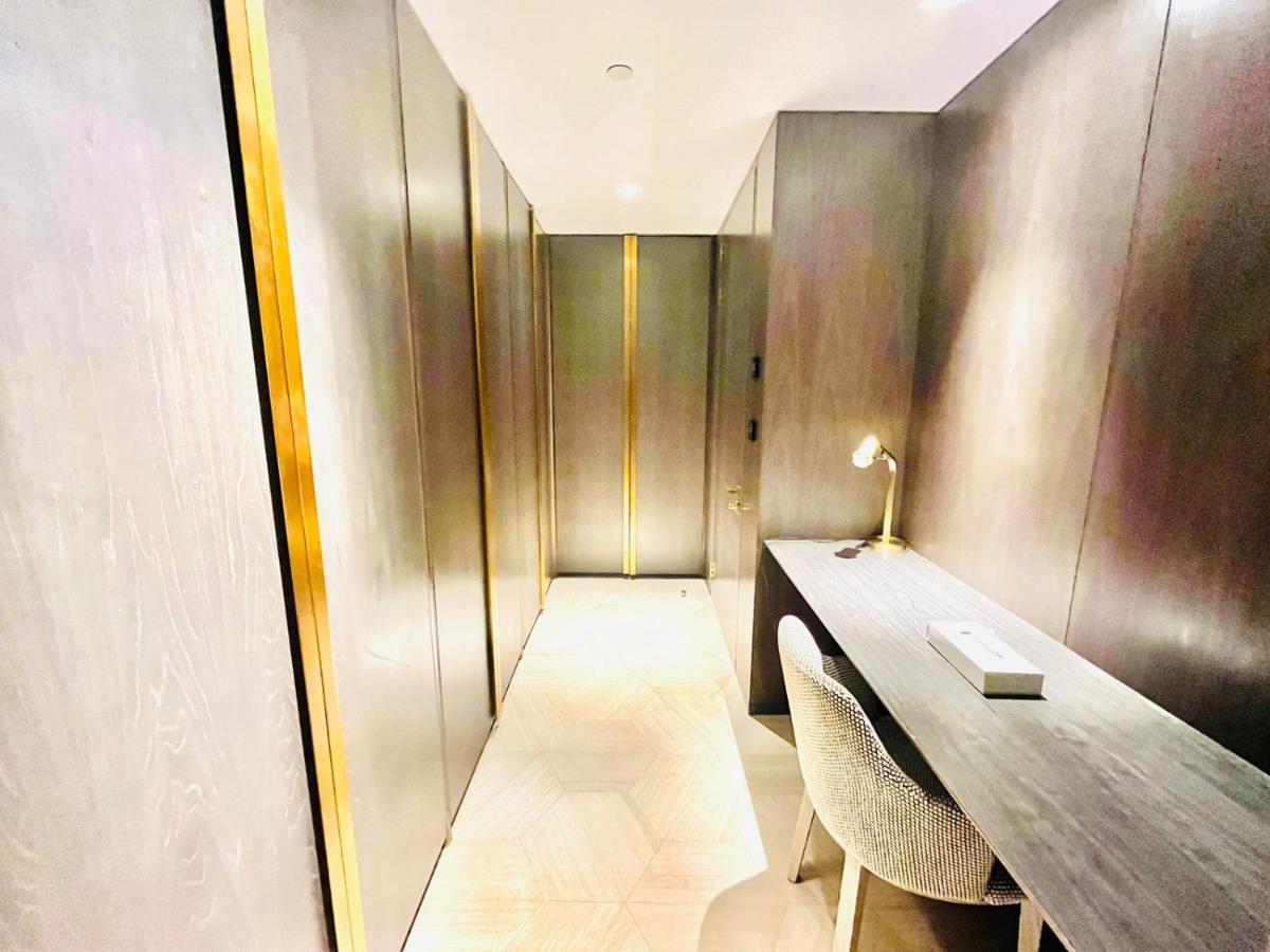 Апартаменти Five Palm Jumeirah - 2 Bedrooms & Maid In A Splendid - Modernlux Дубай